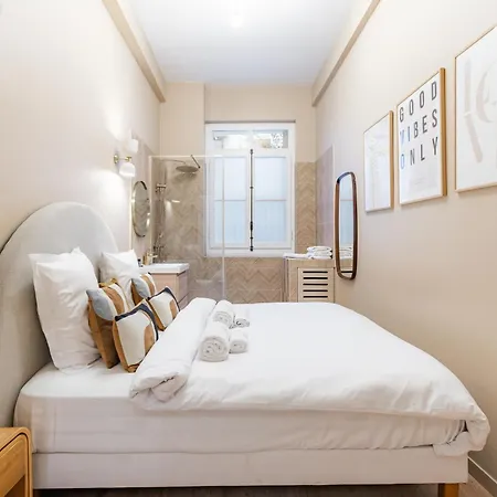 Charming 1br Air-conditioned - Close To Trocadero *