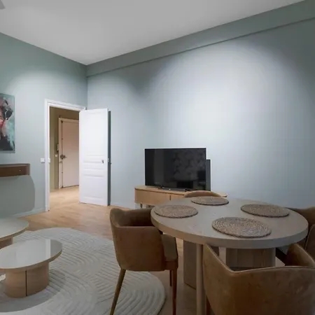 Charming 1br Air-conditioned - Close To Trocadero * Παρίσι