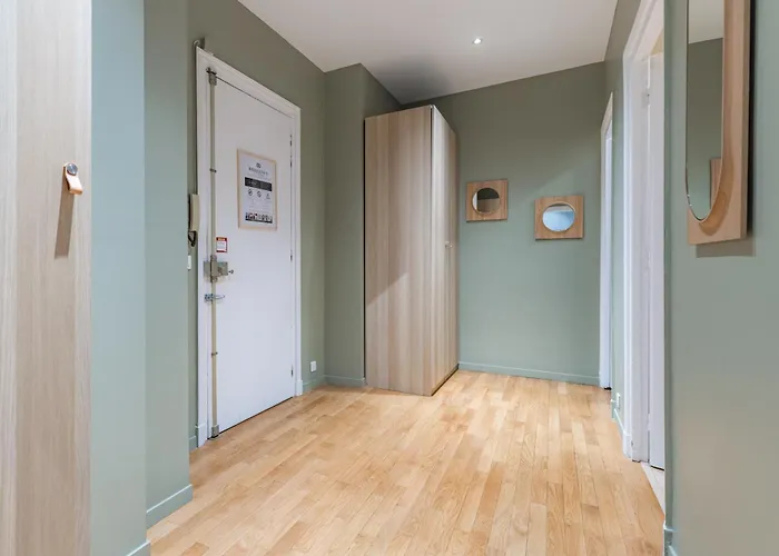 Charming 1br Air-conditioned - Close To Trocadero 公寓