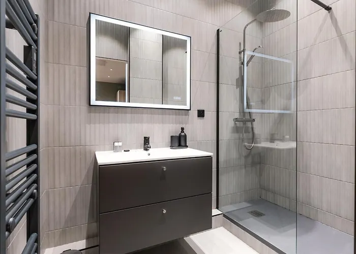 شقة Charming 1br Air-conditioned - Close To Trocadero باريس